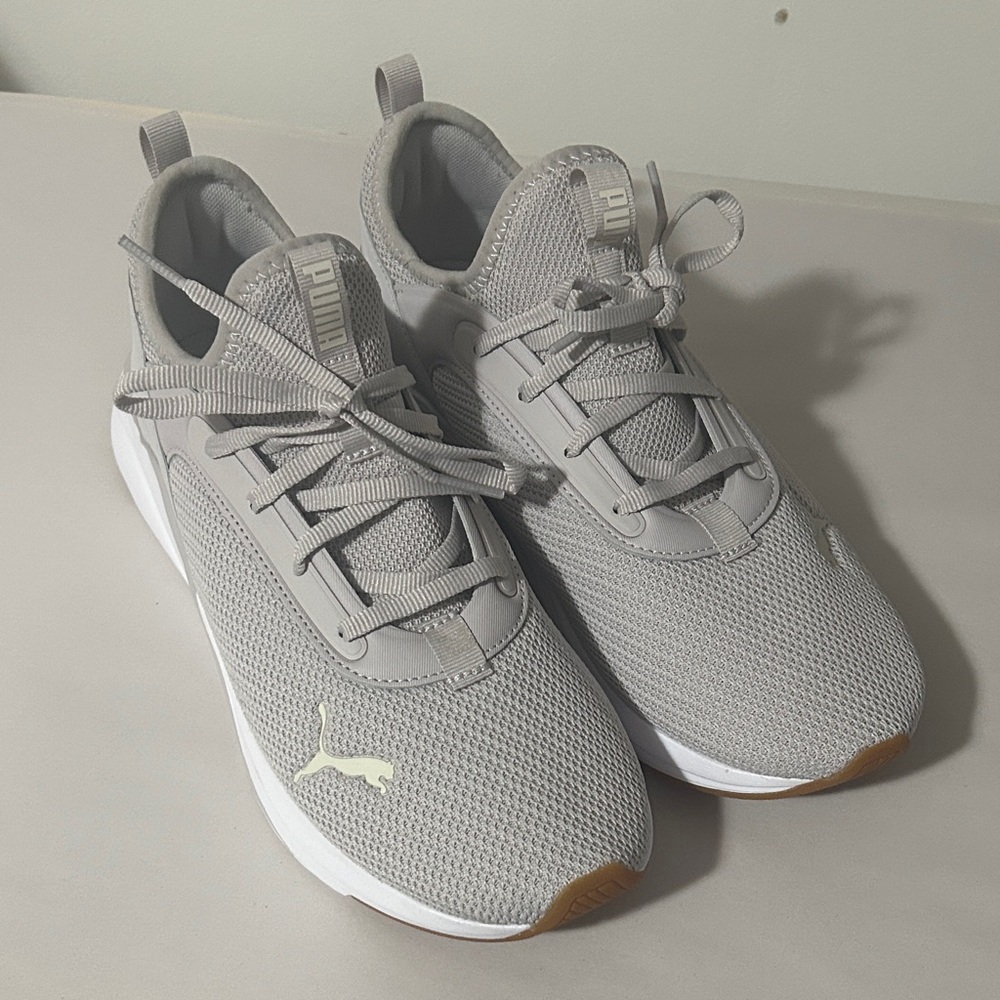 Puma Light Gray Mesh‎ Sneakers